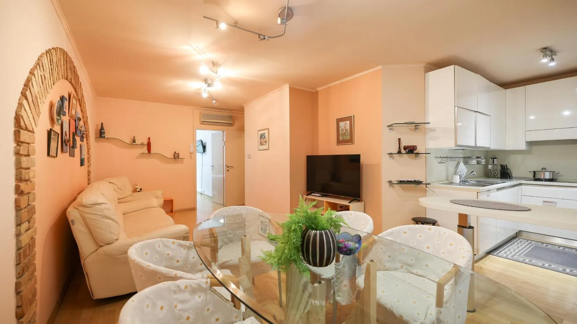 Zorica - 2 Bedroom Apartment In City Centar Zadar
